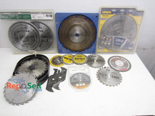 Lot 31-6090 - Lot of Saw Blades: (4) Dado, Dewalt, Hitachi, Irwin, etc.
