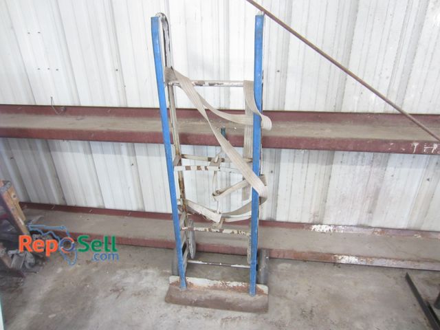 Lot 31-1058 - Furniture/Appliance Dolly with straps, 58 in H
