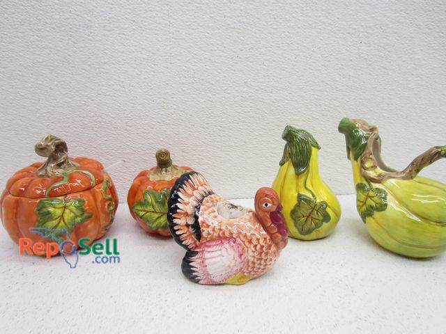 Lot 31-1136 - (5) Piece Holiday Ceramics