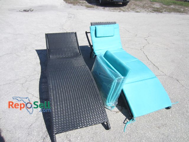 Lot 31-6273 - (2) Lounge Chairs with Cushions - Appear New