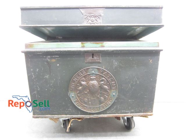 Lot 31-9332 - Antique 1840 Milners' Fire Resisting Metal Safe 212° Liverpool