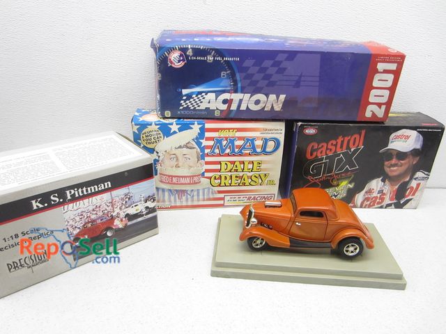 Lot 31-2288 - (5) Collectible Cars; Diecast &amp; Plastic Assortment
