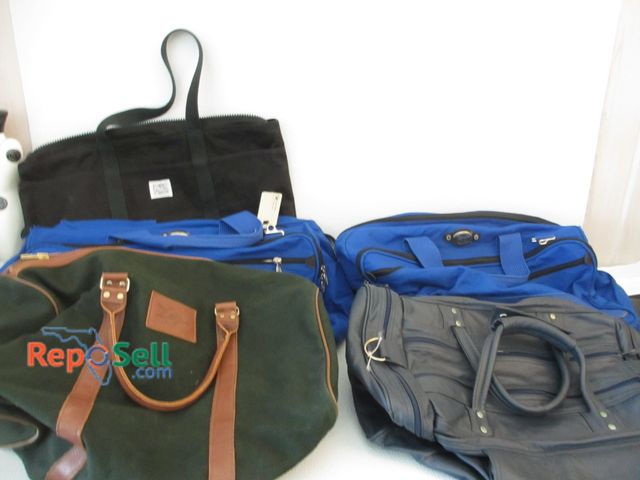 Lot 31-1390 - (5) Duffel Bags: 2- Royal Blue Ricardo Beverly Hills, 1 - Dark Blue Baja California, 1 - The Canvas ...