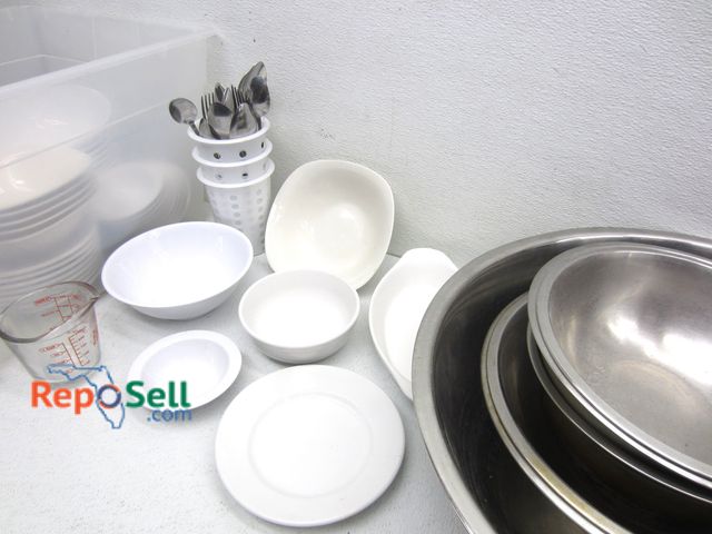 Lot 31-5361 - (6) Stainless Steel Mixing Bowls And Restaurant Dishes: Ramekins, Soup And Salad Bowls, Small Plates...