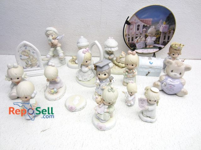 Lot 31-6173 - Lot Of Precious Moments Figures And Plate