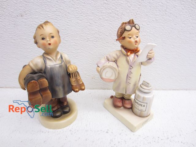 Lot 31-2443 - (2) Goebel Figures: Boots And Little Pharmacist, Both West Germany