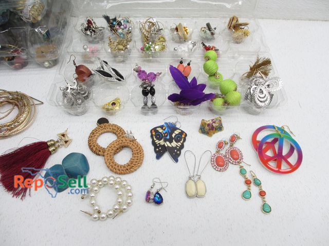 Lot 31-8051 - Approx (200) Pairs of Earrings - Some Stud, Some Hanging