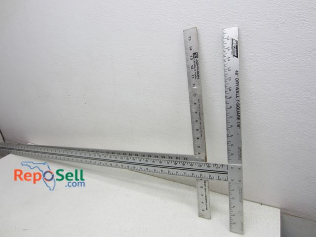 Lot 31-6103 - (2) Drywall T-Squares