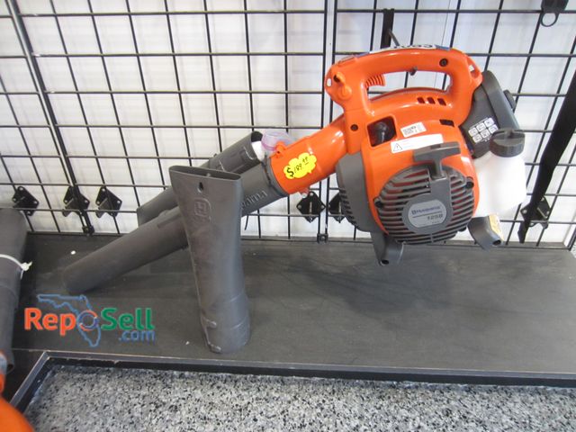 Lot 31-1083 - Husqvarna New E-Tech Blower 125B