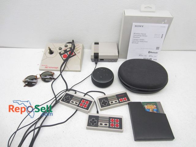 Lot 31-9454 - Electronics Lot: 1987 Nintendo, Alexa, Sony, Headphones