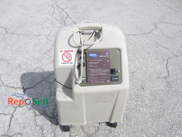 Lot 31-5510 - Invacare Platinum XL Oxygen Machine - Powers On