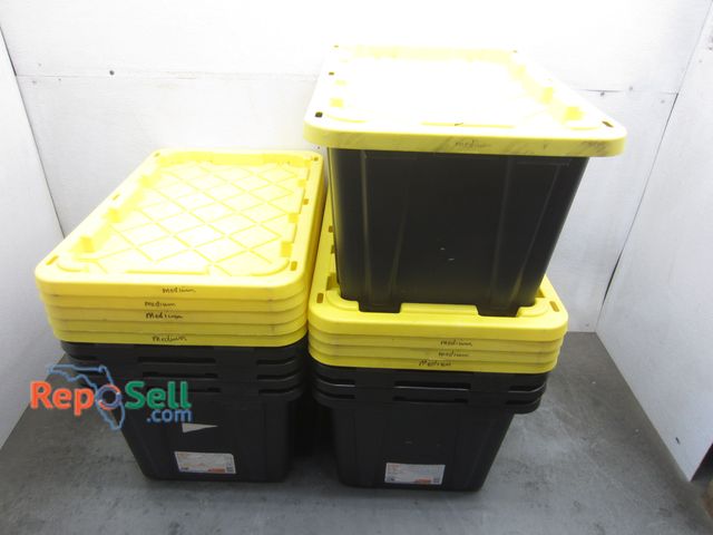 Lot 31-5185 - (10) 27 Gal Totes with Lids - Black/Yellow