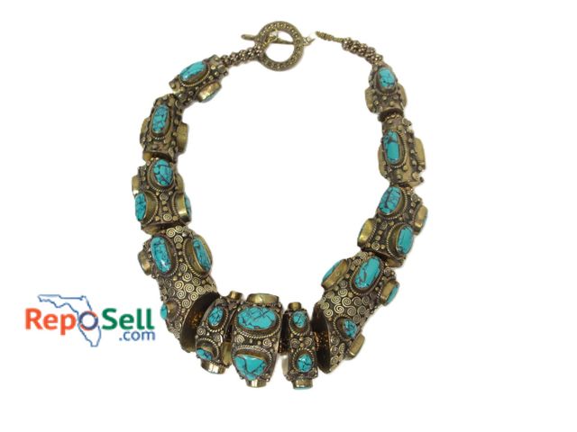 Lot 31-5002 - Chunky Turquoise/Metal Necklace