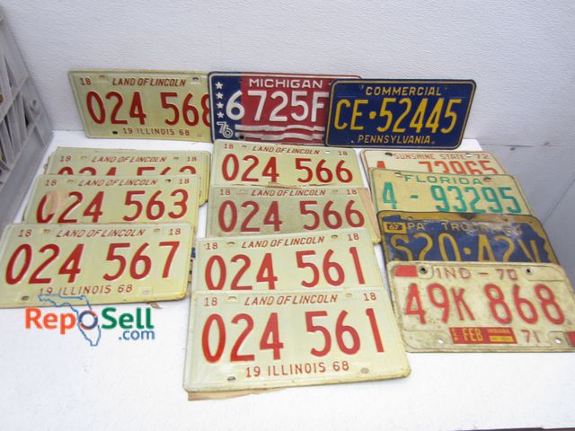 Lot 31-5430 - Approx (70) Vintage License Plates