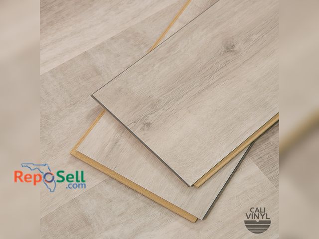 Lot 31-9076 - (21) boxes, Cali Vinyl, White Aspen, Wide Plus, vinyl plank flooring. #7904511700, (210) pieces. 504...