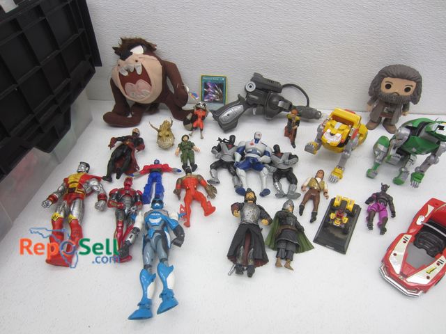 Lot 31-9059 - Tote Of Collectable Toys, Some Need Repair: Marvel, Lord Of The Rings, Transformers etc