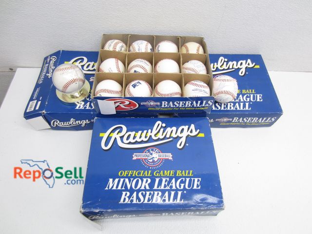 Lot 31-8594 - (38) Minor League Baseballs: Most Signed, No COA