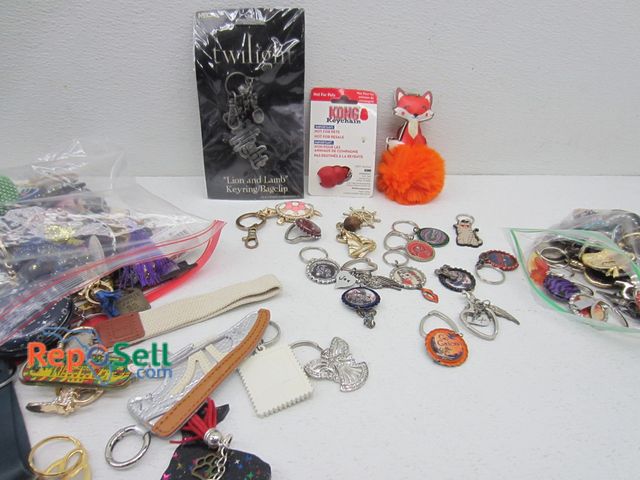 Lot 31-5332 - (100+) Variety of Key Rings
