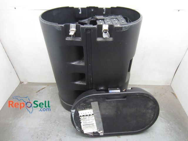Lot 31-6180 - Display Star Black Travel Case With Lights etc Both Lights Power On