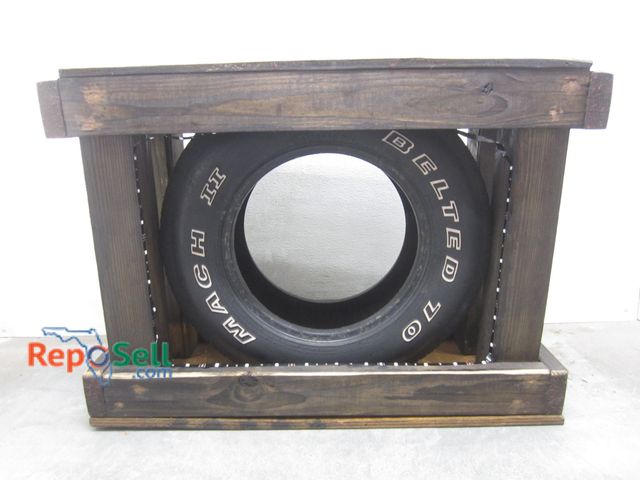 Lot 31-9026 - Rustic Classic Vintage Mach II Belted Illuminated Side Table