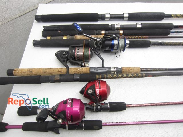 Lot 31-3266 - (9) Rods &amp; (4) Reels: Penn, Shakespeare, Brinco, etc.