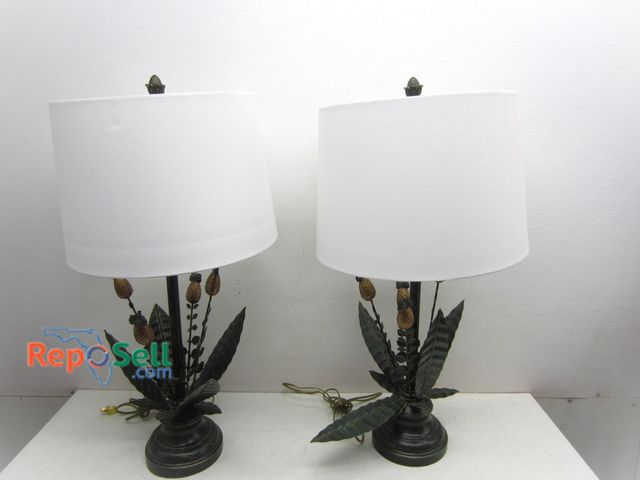 Lot 31-5344 - (2) Decorative Lamps - Both Power On