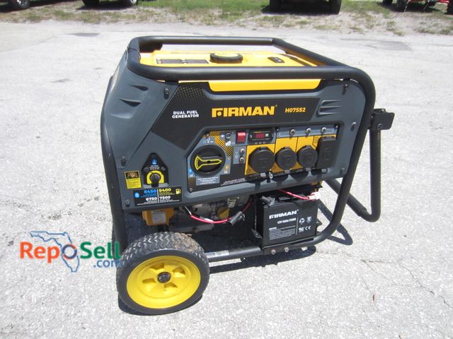 Lot 31-1344 - Firman Dual Fuel 7500 Watt Generator needs a pull cord.