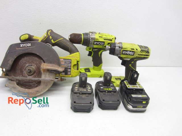 Lot 31-8586 - Circular Saw, Impact Drill &amp; Driver - All Tools Power On, (3) Batteries