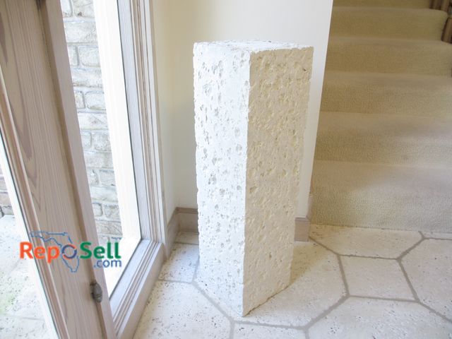 Lot 31-1397 - Cast Concrete Decor Stand, Very Heavy 36" Hx10" W