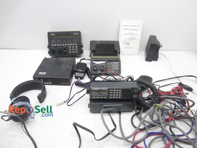 Lot 31-9408 - Electronics lot; CB radios - Uniden, Regency, Avenger remote control, PA system, etc.