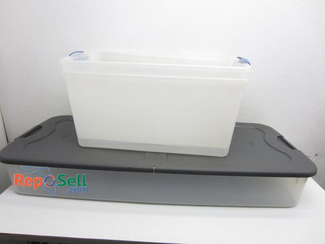 Lot 31-1093 - (5) Plastic Storage Totes - (3) w/Lids