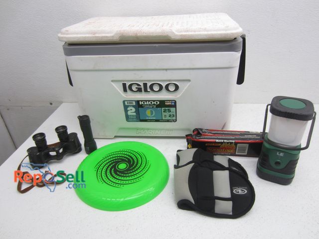 Lot 31-4083 - Igloo 25QT Cooler, LE Lantern (Powers On), (2) Starter Logs, etc.