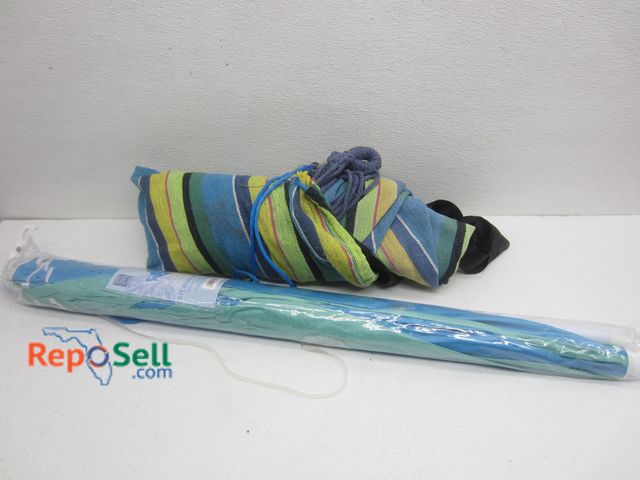 Lot 31-7161 - 6' Beach Umbrella &amp; Hammock