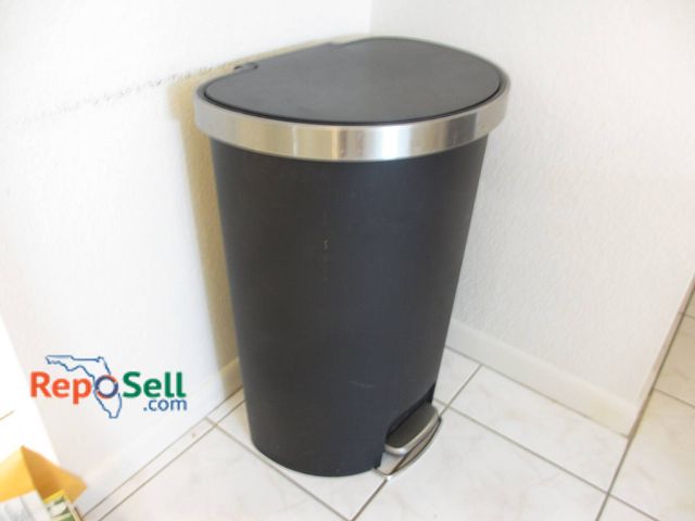 Lot 31-8556 - Black Stainless Steel Step Trash Can With Soft-Close Lid