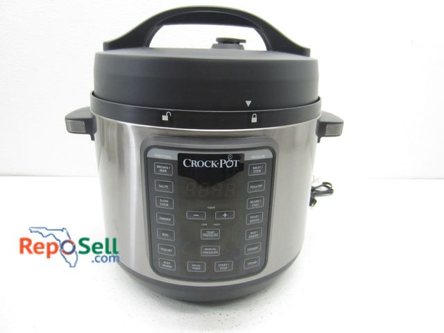 Lot 31-6339 - Crock Pot Brand Pressure Cooker/Crock Pot #SCCPPC800-DS - Power On