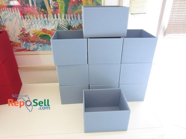 Lot 31-1226 - (11) Blue Storage Bins,10x8.5x6.5