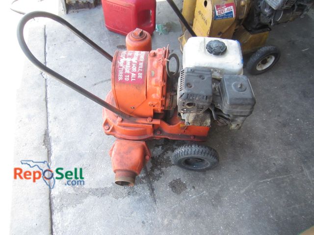 Lot 31-1031 - Diaphragm pump - ran when tested.