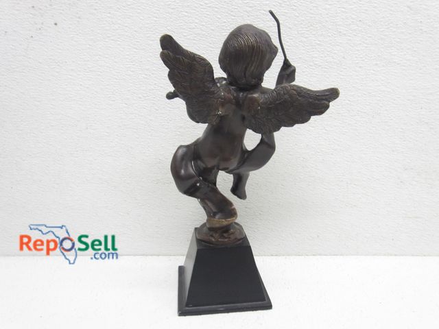 Lot 31-9428 - Bronze Angel Statue
