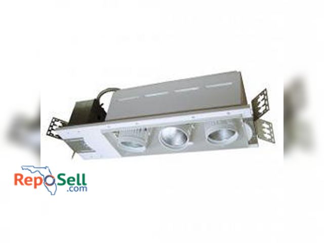 Reposell.com - Lot 31-9110 - (4) New Con-tech Lighting 220V LED ...