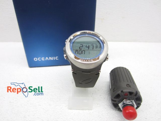 Lot 31-2063 - Oceanic Dive Watch Atom 3.1 - Powers On with New Battery - Transmitter And Original Box