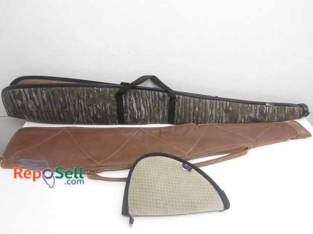 Lot 31-9297 - (3) Soft Gun Cases: 2-Rifle, 1-Handgun