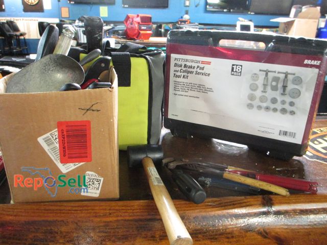 Lot 31-2160 - Tool Lot: 18pc Sealed Disc Brake Pad Kit, Ryobi Drill, Hand Tools, etc.