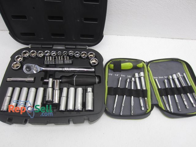 Lot 31-9322 - Husky 38pc Mechanics 3/8" Tool Set &amp; Craftsman Deep Reach Driver Set - In Cases