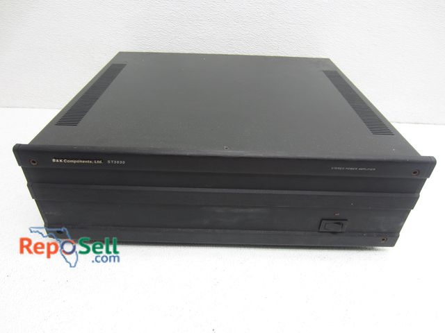 Lot 31-3313 - B &amp; K Components, Ltd. Stereo Power Amplifier #ST3030 - Powers On