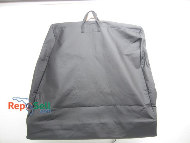 Lot 31-5309 - New Jeep Wrangler Hard Top Behind-the-Seat Storage Bag #68297726AD