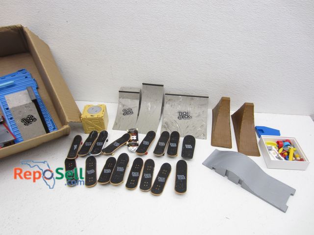 Lot 31-3158 - Lot Of (17) Tech Decks, Ramps And Acces