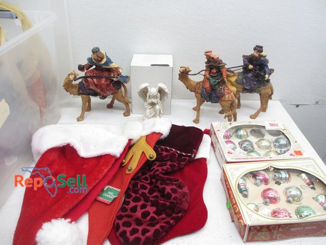 Lot 31-9138 - Lot of Christmas Decor: (3) Wise Men Statues, Angel, Ornaments, Stockings, etc. with Tote