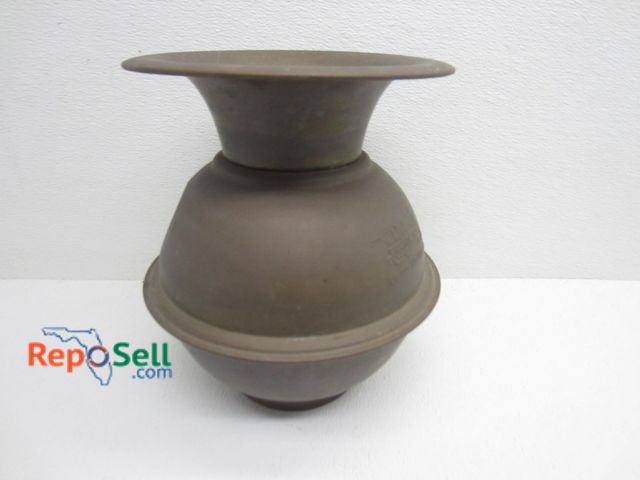 Lot 31-6259 - Vintage Union Pacific Railroad Spittoon