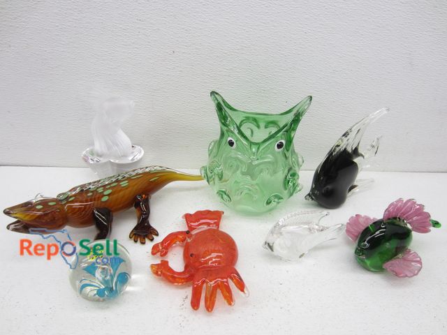 Lot 31-3418 - (8) Glass Animal Figures