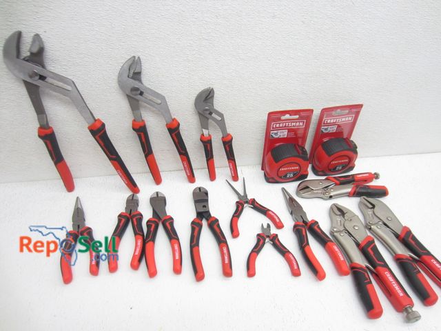 Lot 31-9338 - (15) New Craftsman hand tools